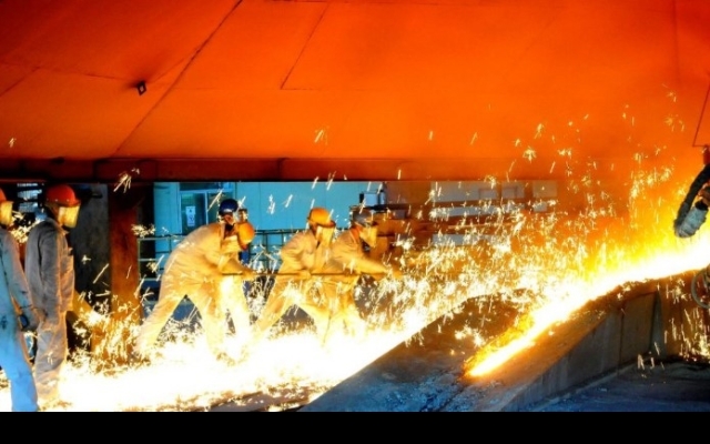 Цены на никель упали примерно на 45% в прошлом году