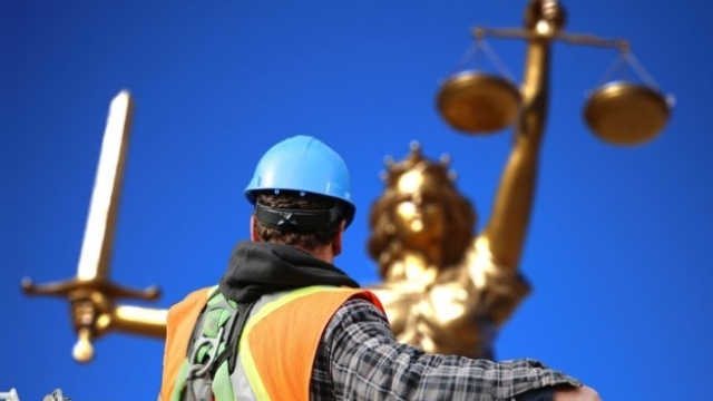 решить проблемы в области строительного подряда